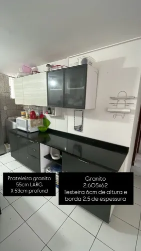 Bancada em Granito Preto (2,60m). Seminova!