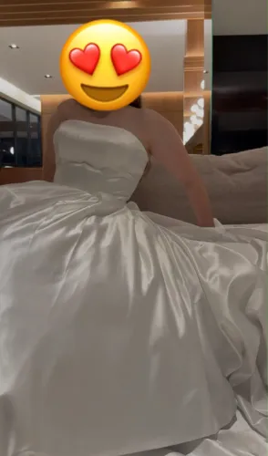 Vestido de noiva minimalista