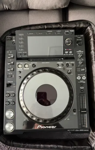 CDJ Pionner 2000 Nexus