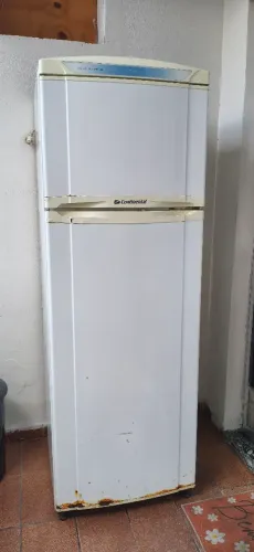 Geladeira Continental 370 (Não gela mais)