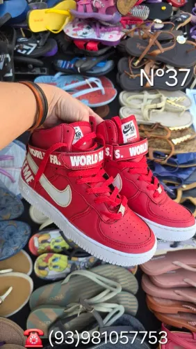 Qualquer tênis N°37 por 50 reais cada
