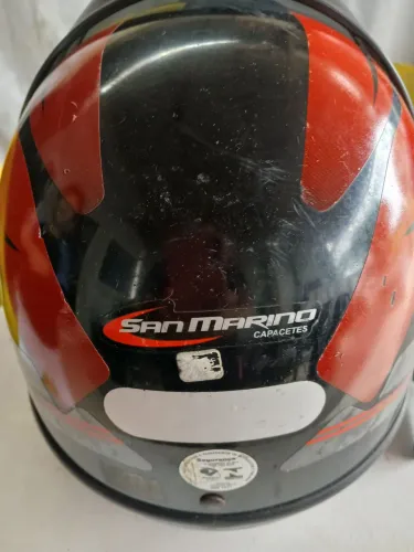 Capacete
