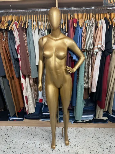 Manequins para loja