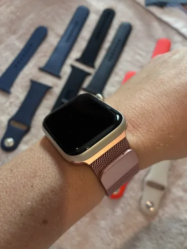 Apple Watch SE 2 GPS 44mm + várias pulseiras