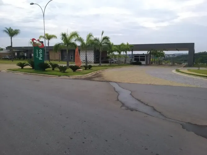 lotes Jardins Porto, 310m² cada, Senador Canedo, Goias.