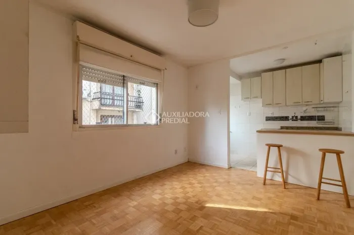 Imóvel para venda possui 37 metros quadrados com 1 quarto em Higienópolis - Porto Alegre -