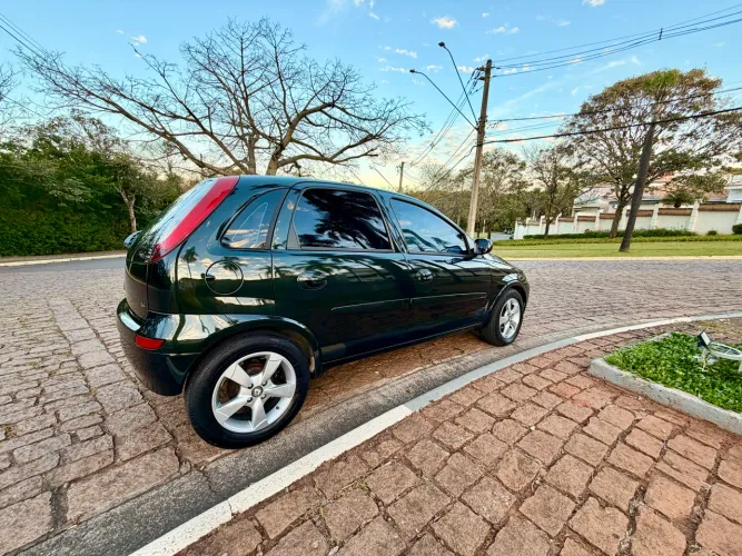 Chevrolet Corsa Hat. Maxx 1.4 8V Econoflex 5P 2011
