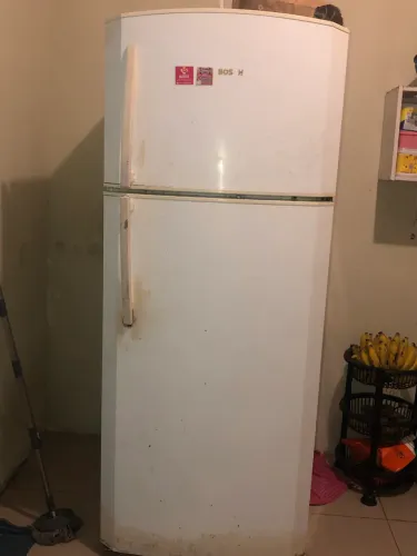 Vendo geladeira 