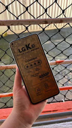 Vendo celular LG K61 