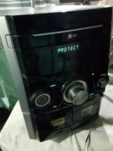 Som LG MCD502 para peças ou concerto