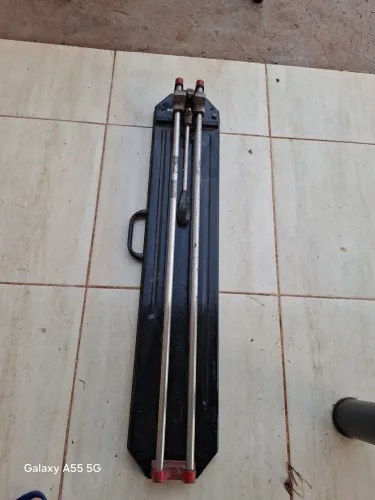 Riscadeira cortar 79cm - R$100,00