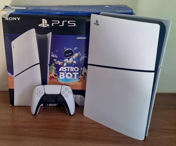 PLAYSTATION SLIM 5 1TB EM ESTADO DE NOVO