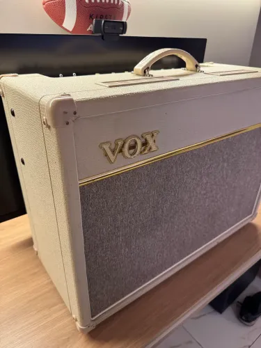 VOX AC15C1