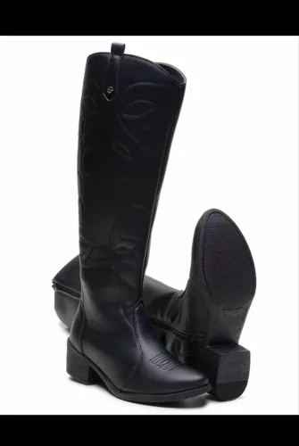 Bota de cano alto