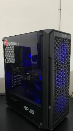 PC GAMER R5 5600 + RX 6600, 32 GB DE RAM