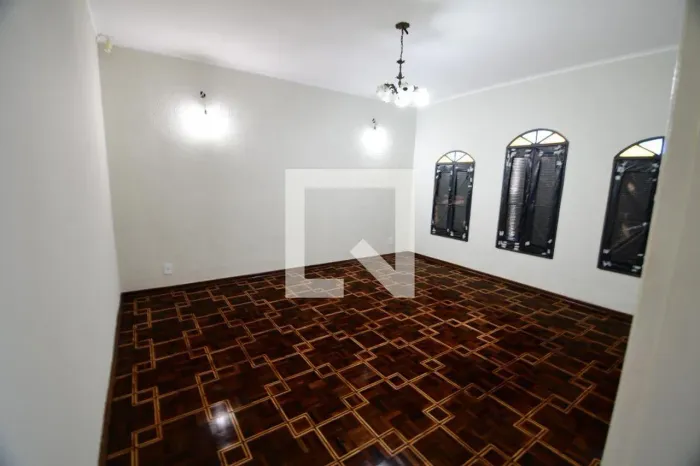 CASA RESIDENTIAL em Campinas - São Paulo, Parque Taquaral