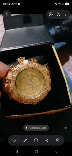 Relógio Invicta, com design moderno e sofisticado, perfeito para completar seu estilo