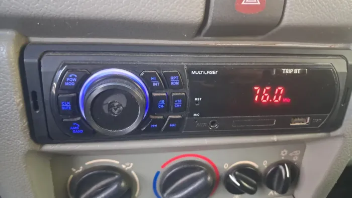 Auto radio multilaser