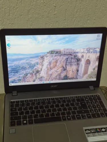 Notebook Acer Aspire F5-573 1tb 8gb SSD 240gb