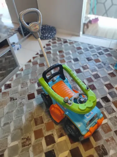 Jeep infantil