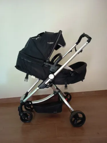 Carrinho bebê conforto Kiddo Eclipse