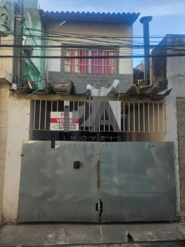 Sobrado com 2 casas no quintal - Presidente Altino - renda ou multifamiliar