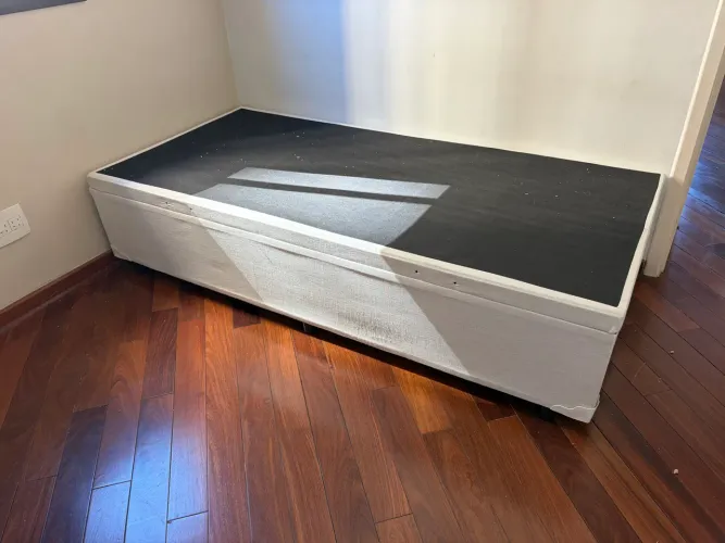 Cama box baú solteiro