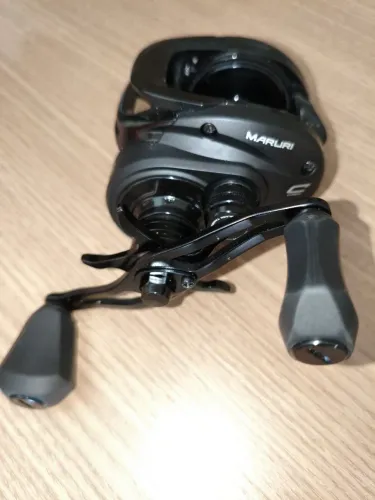 Carretilha de pesca Black tamba