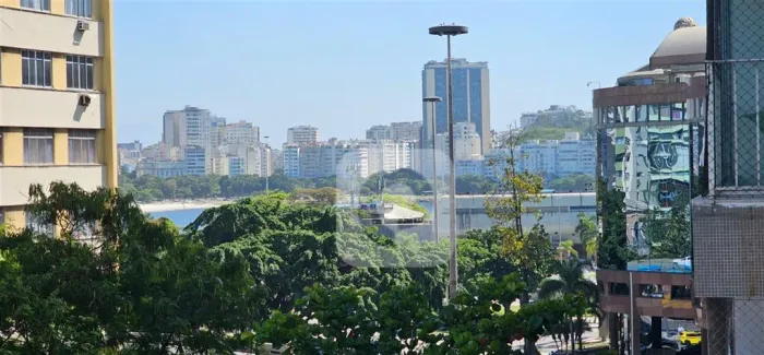 Botafogo , varanda , 3 quartos , direito a laje