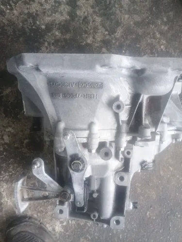 Caixa do Ford Ka moderno