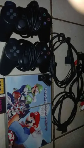 VENDO PS2 SEMI-NOVO