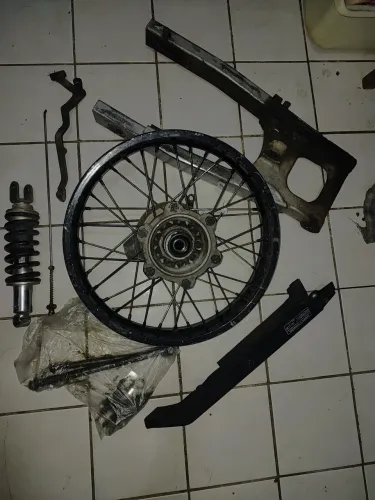Vende-se peças para bros 