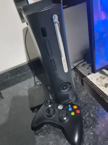 Xbox 360 tunado , RGH. Jogos no HD 1tera
