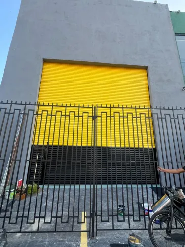Alugo Galpão 300 M2 - R$ 10.000,00
