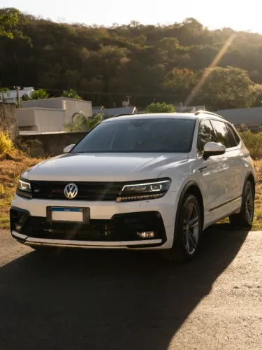 Volkswagen Tiguan Allspac R-line 350 TSI 2.0 4X4 2019