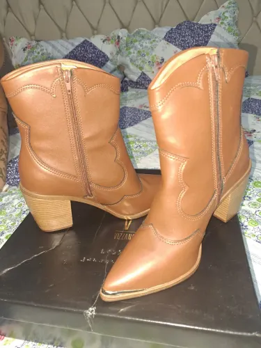 Bota Country Feminina Nova - Nunca Usada | R$ 189