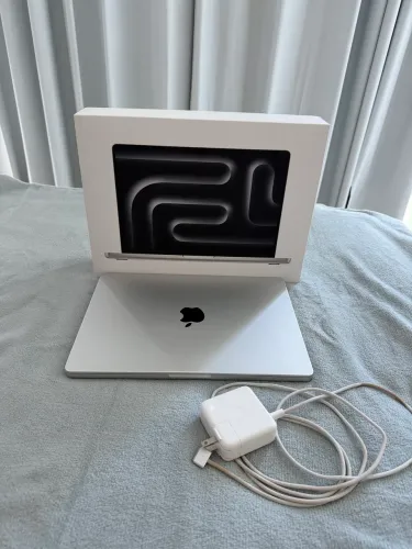 Oportunidade MacBook Pro 14-inch 8G 512GB SSD