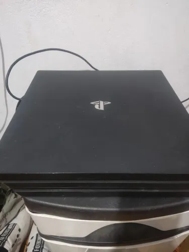 PS4 pro usado