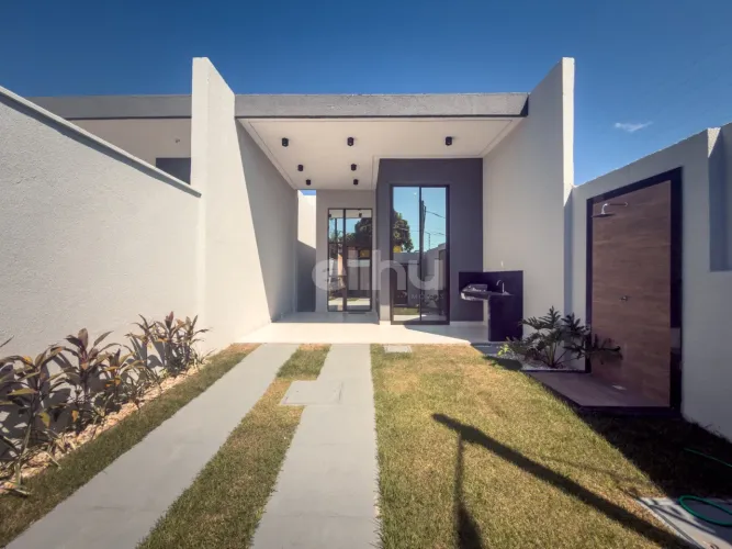 Casa plana moderna de alto padrão À venda | Eusébio