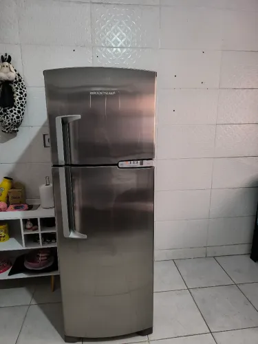 Geladeira duplex Brastemp Frost Free INOX 220V. Em ótimo estado