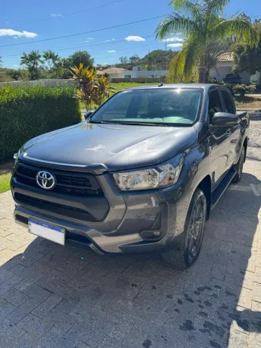 Toyota Hilux CD SR 4X4 2.8 TDI Diesel Aut. 2024
