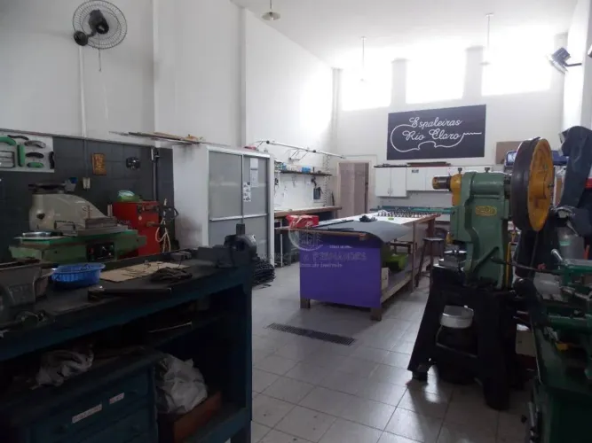 Barracão à venda, 125 m² por R$ 360.000,00 - Parque Universitário - Rio Claro/SP