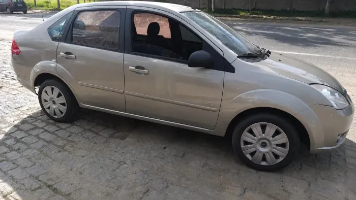 Ford Fiesta Sed. 1.6 8V Flex 4P 2009