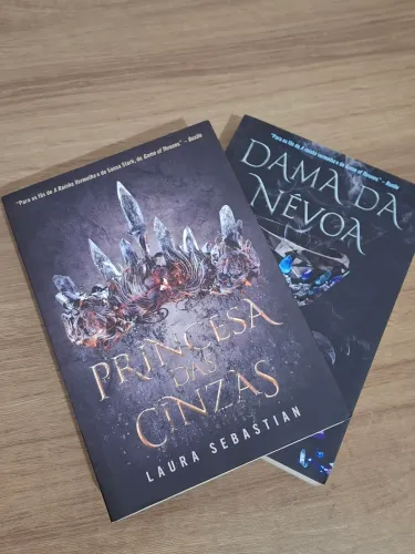 Livros A Princesa das Cinzas e Dama da Névoa