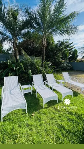 espreguiçadeiras de piscina