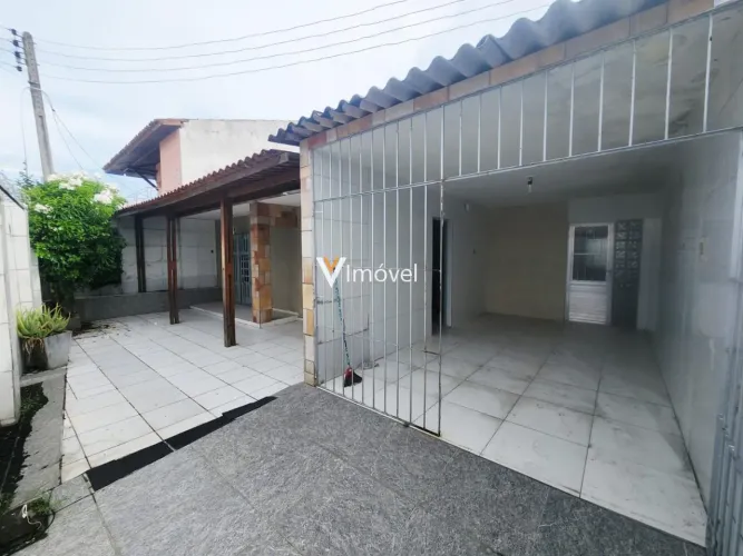 Casa para Venda em Maceió, Pitanguinha, 4 dormitórios, 1 suíte, 3 banheiros, 2 vagas