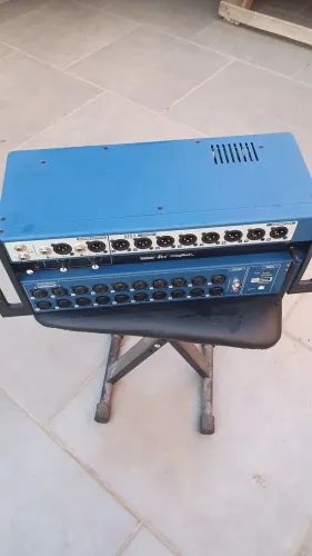 Mesa de son Sound craft ui24r