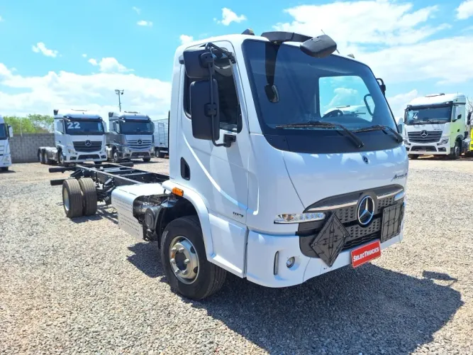Mercedes Benz Accelo 1117 2025/2026