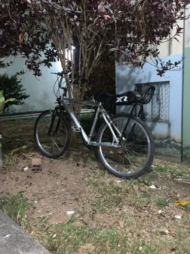 Bike aro 26 montadinha toda de alumínio pra vender ligeiro 