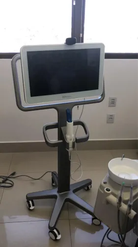 iTero Element 2 Scanner Intraoral - Excelente Estado
